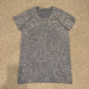 lululemon Swiftly Tech Short Sleeve